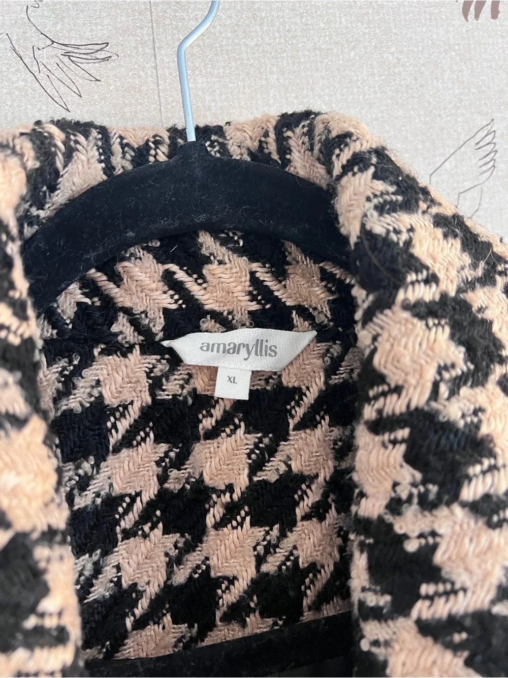 Amaryllis houndstooth blazer